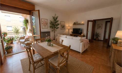 APPARTAMENTO TRE CAMERE, DUE BAGNI, TERRAZZINO E GARAGE