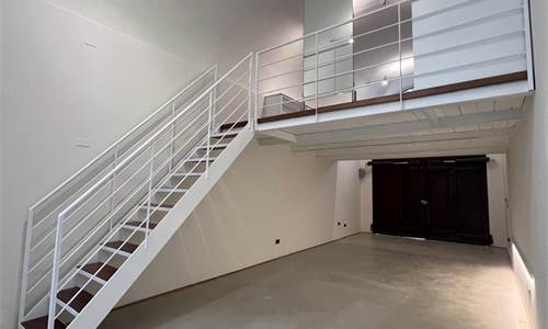 GARAGE DOPPIO - VIA EMILIA CENTRO - PALAZZO STORICO
