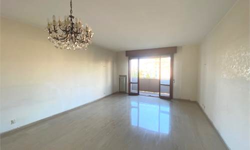 ZONA SANT'AGNESE, LUMINOSISSIMO, DUE CAMERE, DUE BAGNI E GRANDE GARAGE LIBERO SUBITO